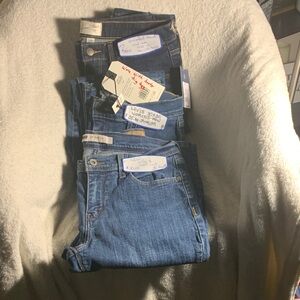 Levi's Women's Classic Straight Leg Jeans - dark , medium color.